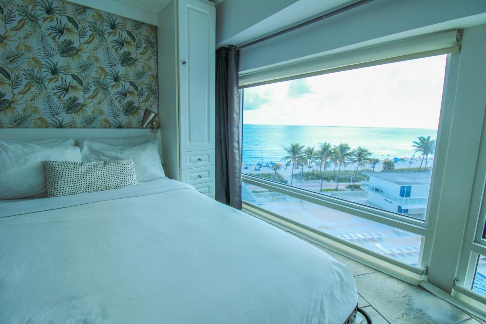 Castle M16 Oceanview Loft With Beach Access, Pool, Tennis And Free Parking! Miami Beach Bagian luar foto